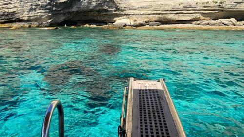 Mare cristallino nel sul della Corsica