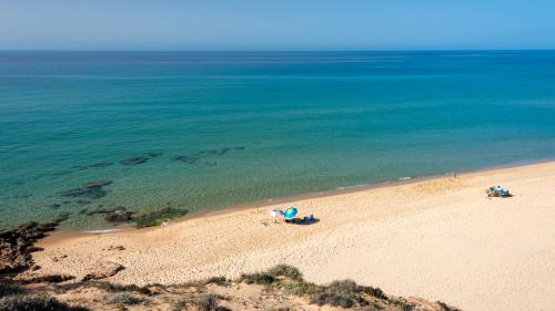 Der Strand von Scivu an der Südwestküste Sardiniens