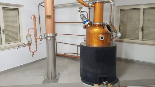 Distillerie et machines pour la production de spiritueux uniques