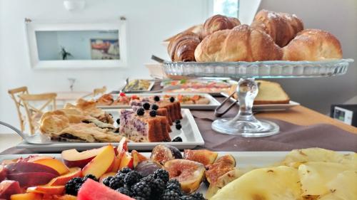 Breakfast at an ancient villa in Sorso