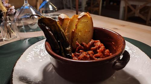 Aperitivo durante la cena en una villa en Sorso