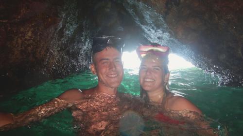 Exploration of a hidden cave in the Gulf of Angels through a snorkeling excursion