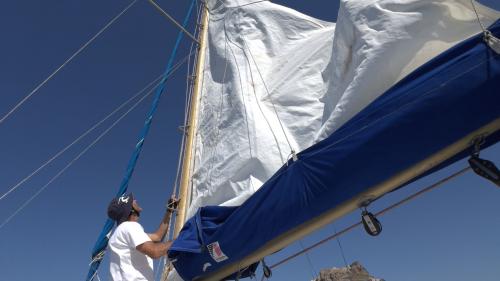 Catamaran au départ de Castelsardo